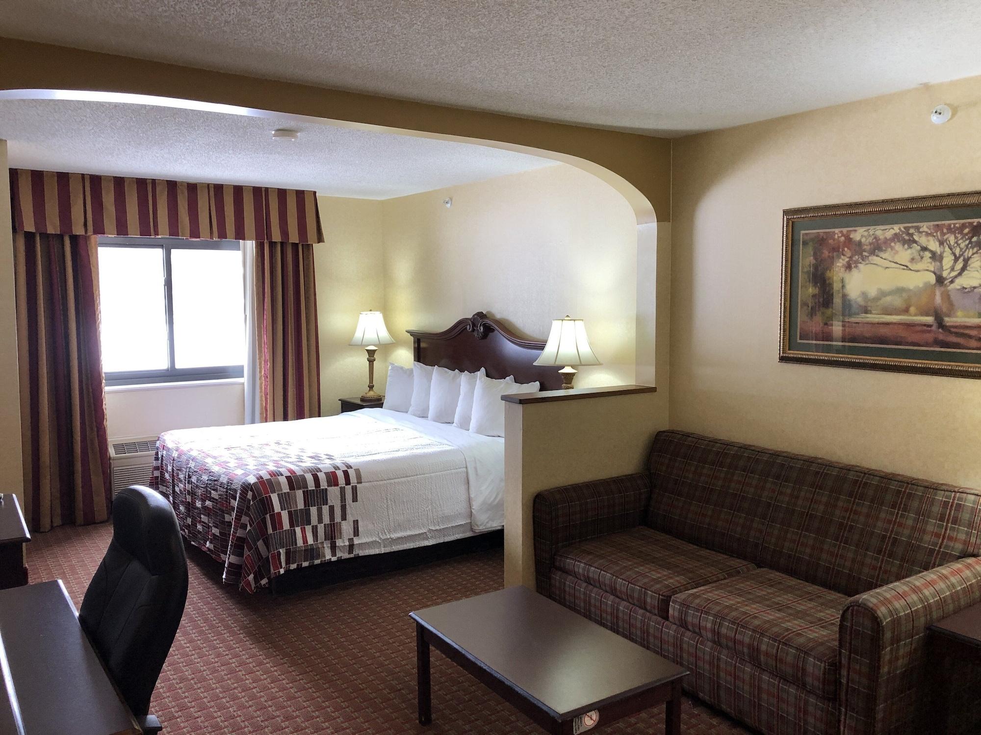 Quality Suites Честертаун Экстерьер фото