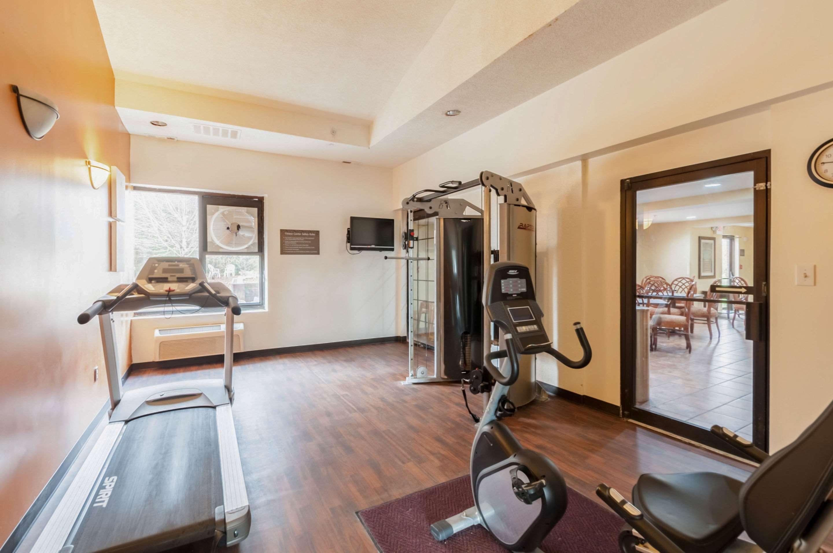 Quality Suites Честертаун Экстерьер фото